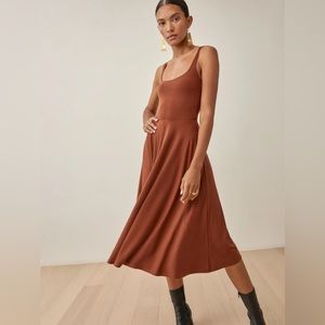 Reformation Rou dress in Brown Size Small